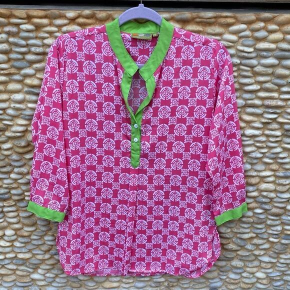 Rock Flower Paper Pink/White Top w/Lime Green Trim Top/Tunic. Size Small. EUC! - Picture 1 of 6